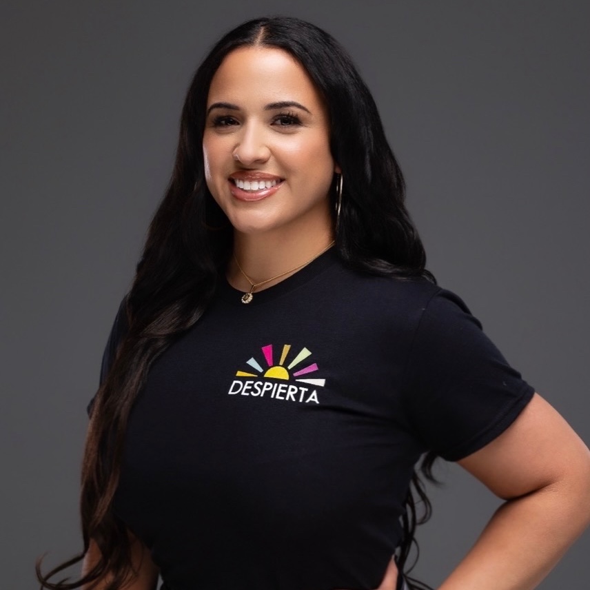 Juliana Lozano's headshot.