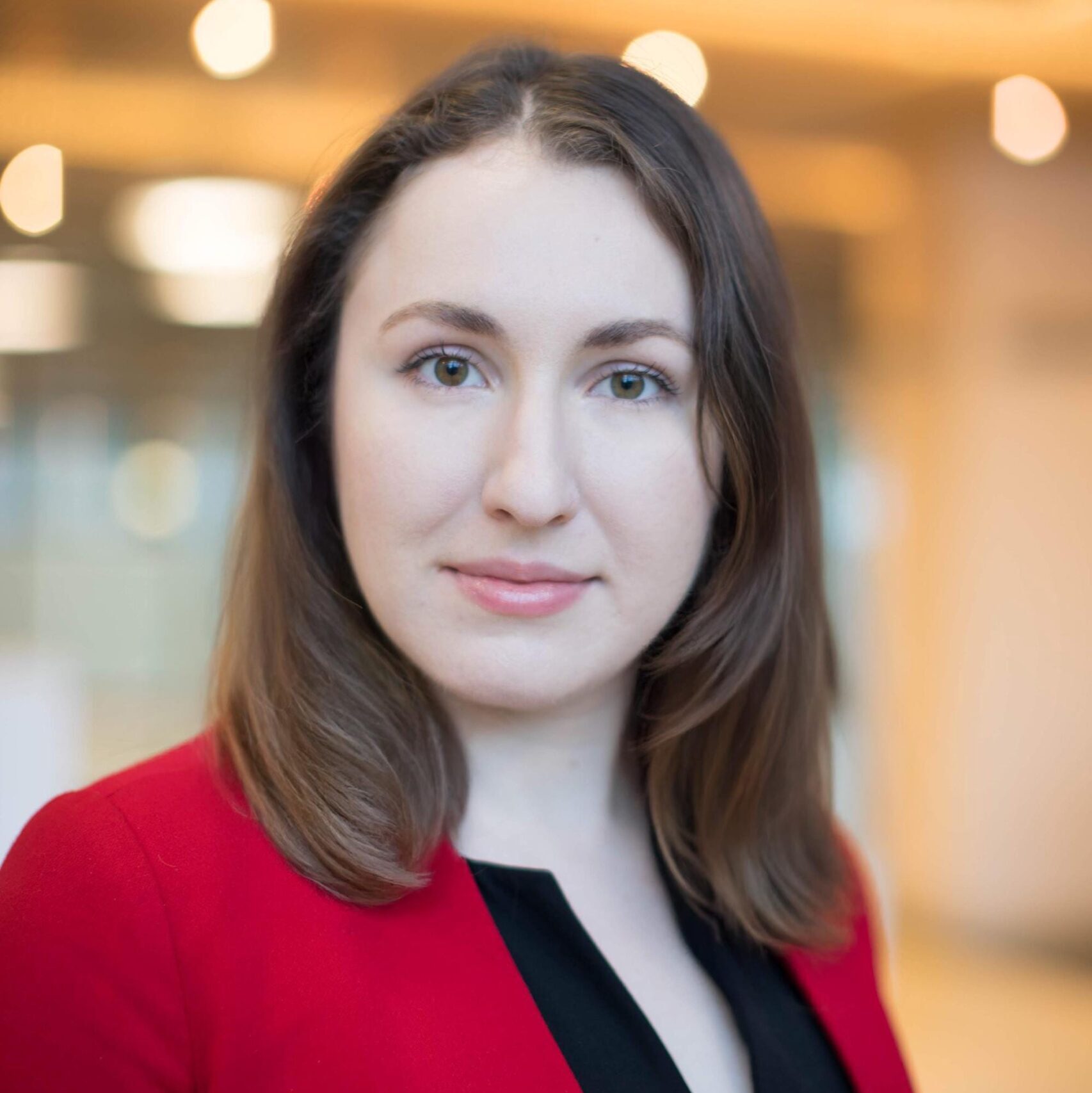 Julia Chrusciel's headshot.