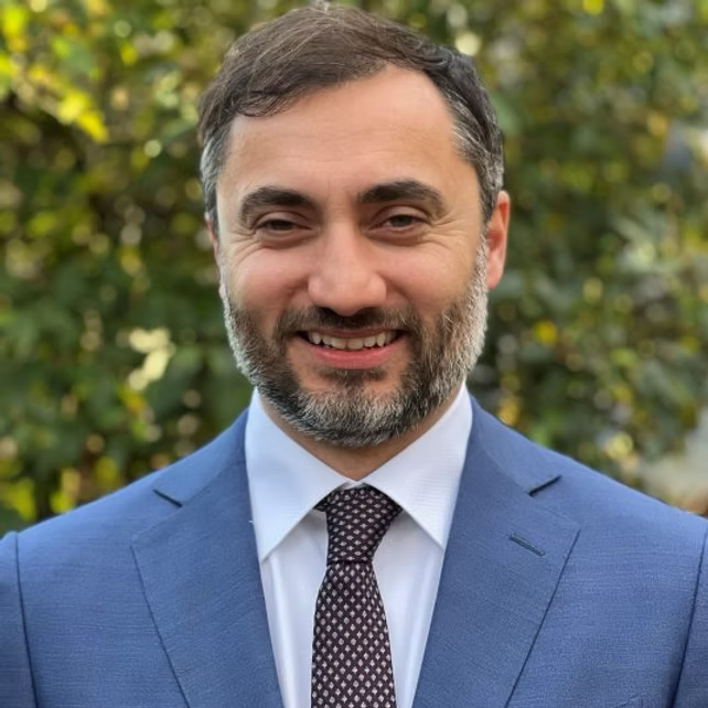 Drew Bagley's headshot.