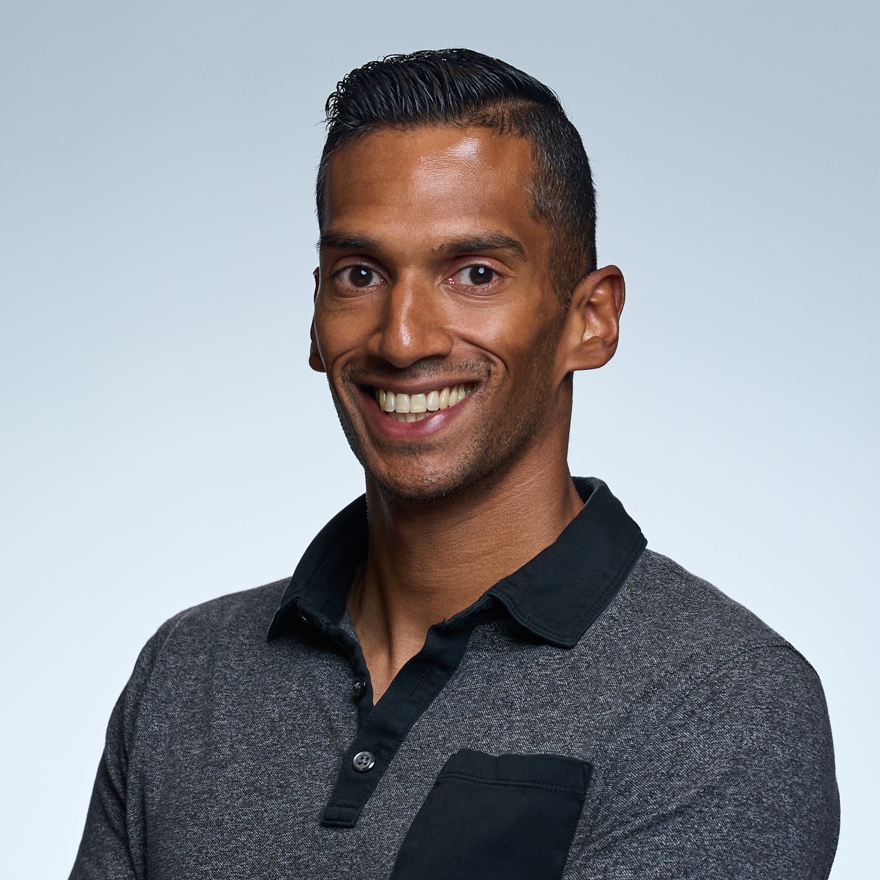 Iranga Kahangama's headshot.