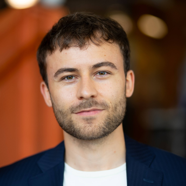 Philipp Zimmer headshot