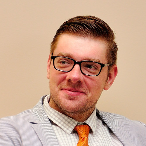 Rob Lach headshot